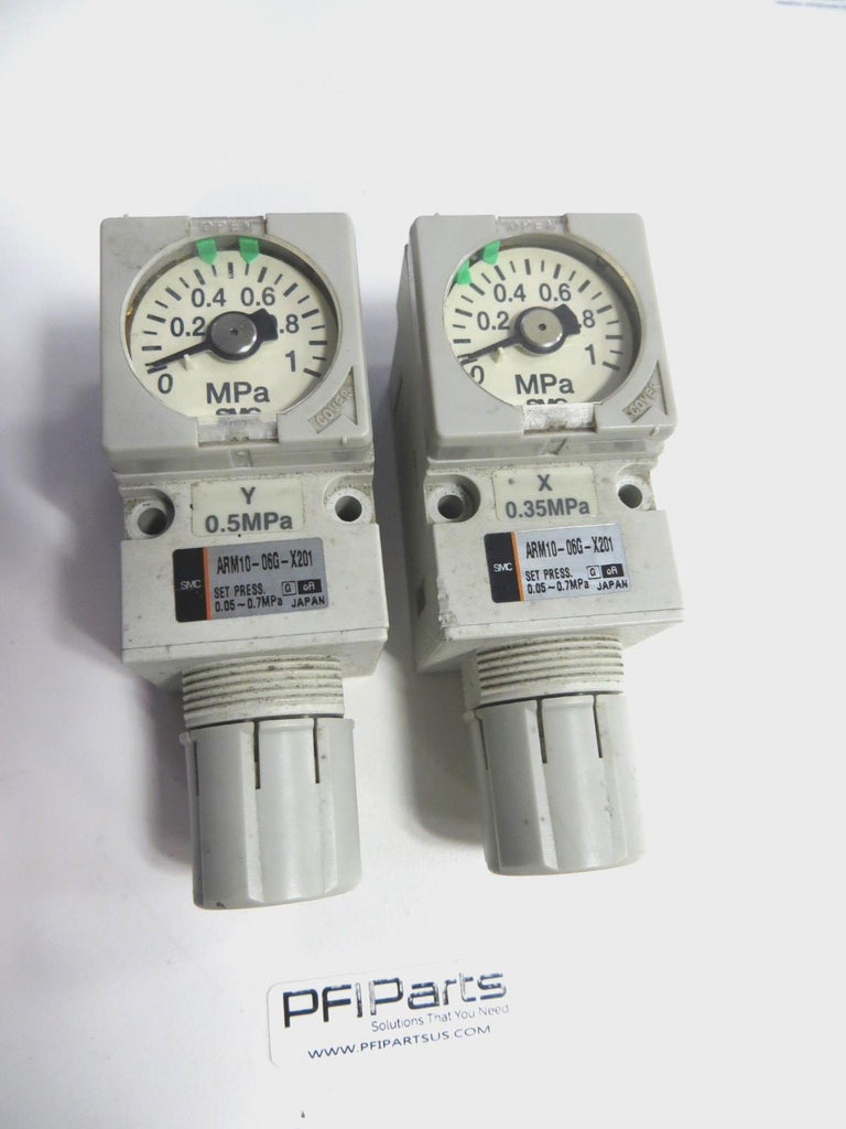 SMC ARM10-08BG-Z Compact Manifold Regulator 7~100psi x 2